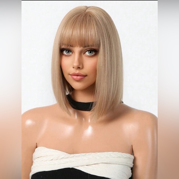 NEW Blonde Bob Hair Wig - Picture 4 of 6